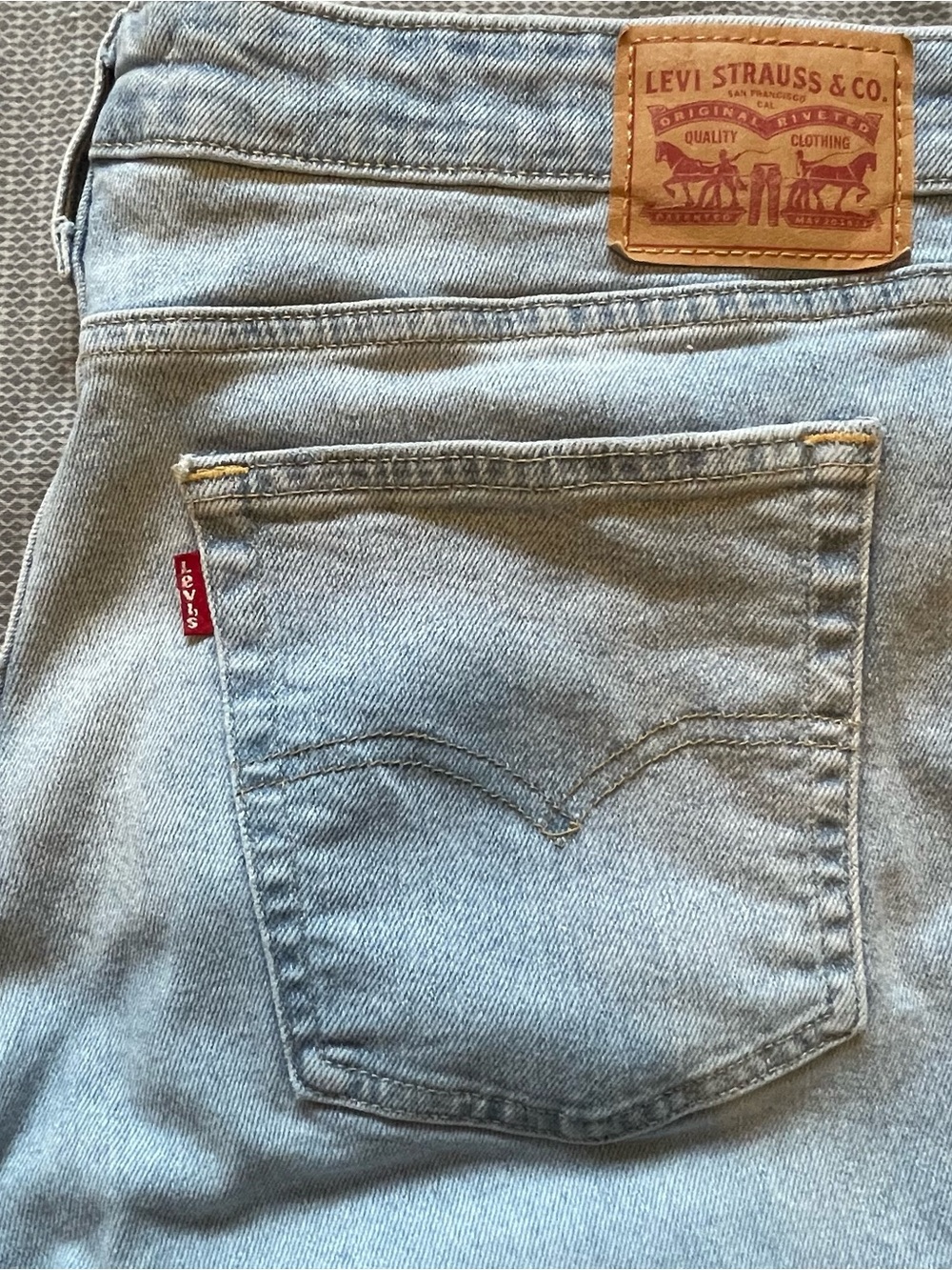Levi's Women’s Plus Size Light Wash Bootcut Ankle Jeans